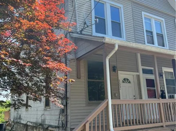 335 Howertown Rd, Catasauqua, PA 18032