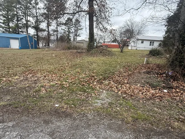 201 W Main St, Vienna, IL 62995