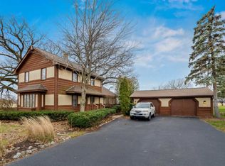 8S360 Dugan Rd, Big Rock, IL 60511