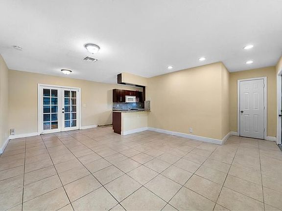 2nd image of 1301 NW 18th Ct