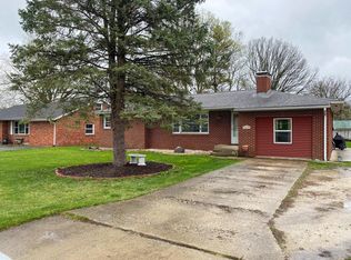 111 W Division St, Fisher, IL 61843