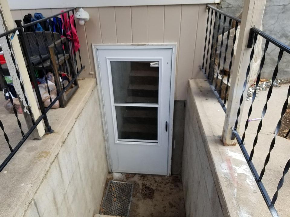 1st image of 1541 12th St #2