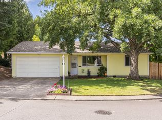 1320 SE Fir Grove Loop, Hillsboro, OR 97123