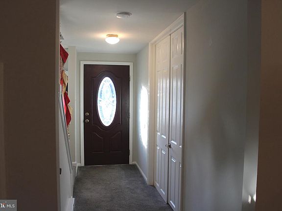 3rd image of 504 W South St
