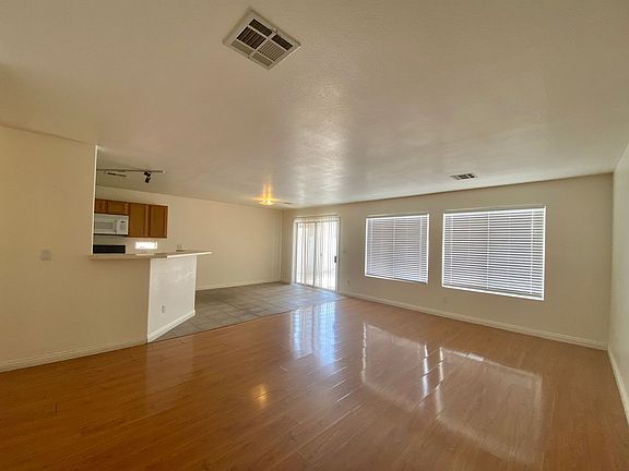 4th image of 4790 Thackerville Ave