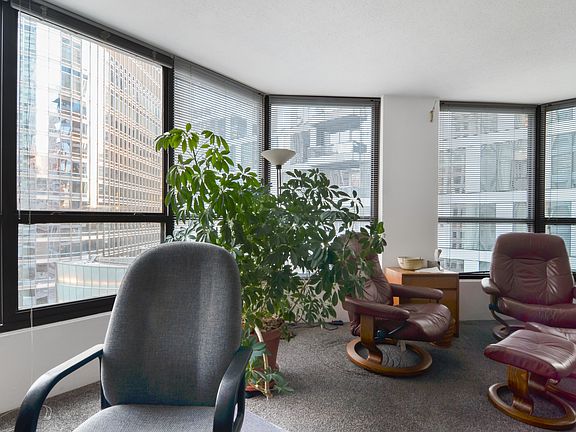 3rd image of 405 N Wabash Ave Unit 606