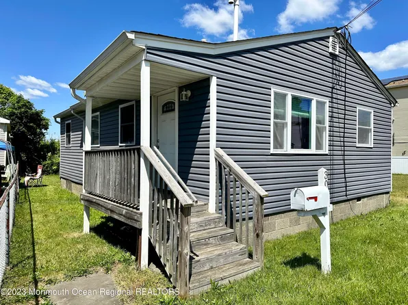 303 Union Avenue, Union Beach, NJ 07735