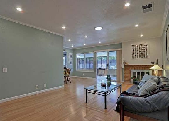 3rd image of 2316 Remo Ct