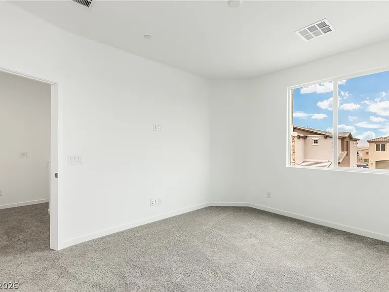 200 Wewatta Ave — Photo 19