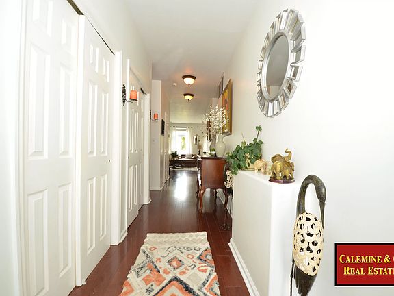 3rd image of 7011 Catamaran Way