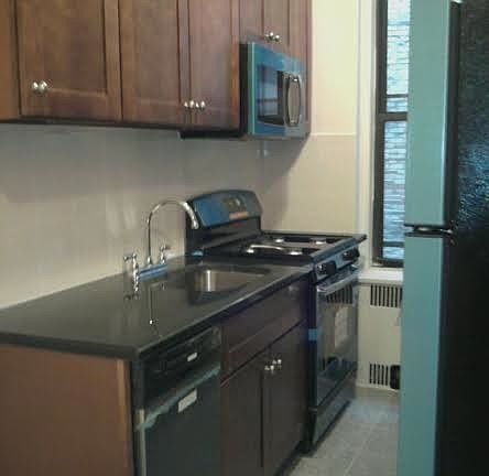 4th image of 4312 43rd St