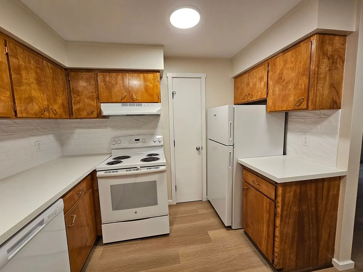 Building Photo - 443 SW 154th St