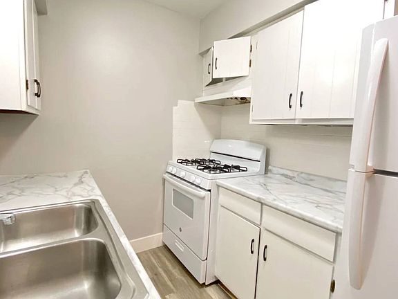 4th image of 401 E 16th Ave #2