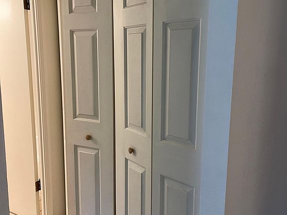 4th image of 2707 Valmont Rd APT 305D