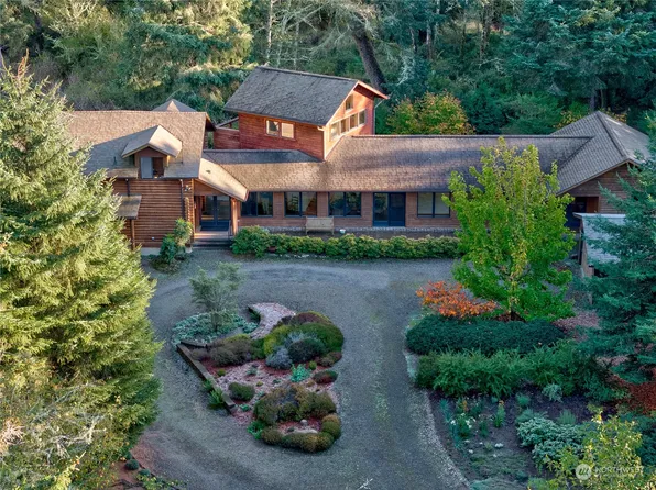 38208 Stackpole Road, Oysterville, WA 98641