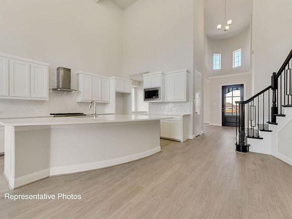 7th image of this home