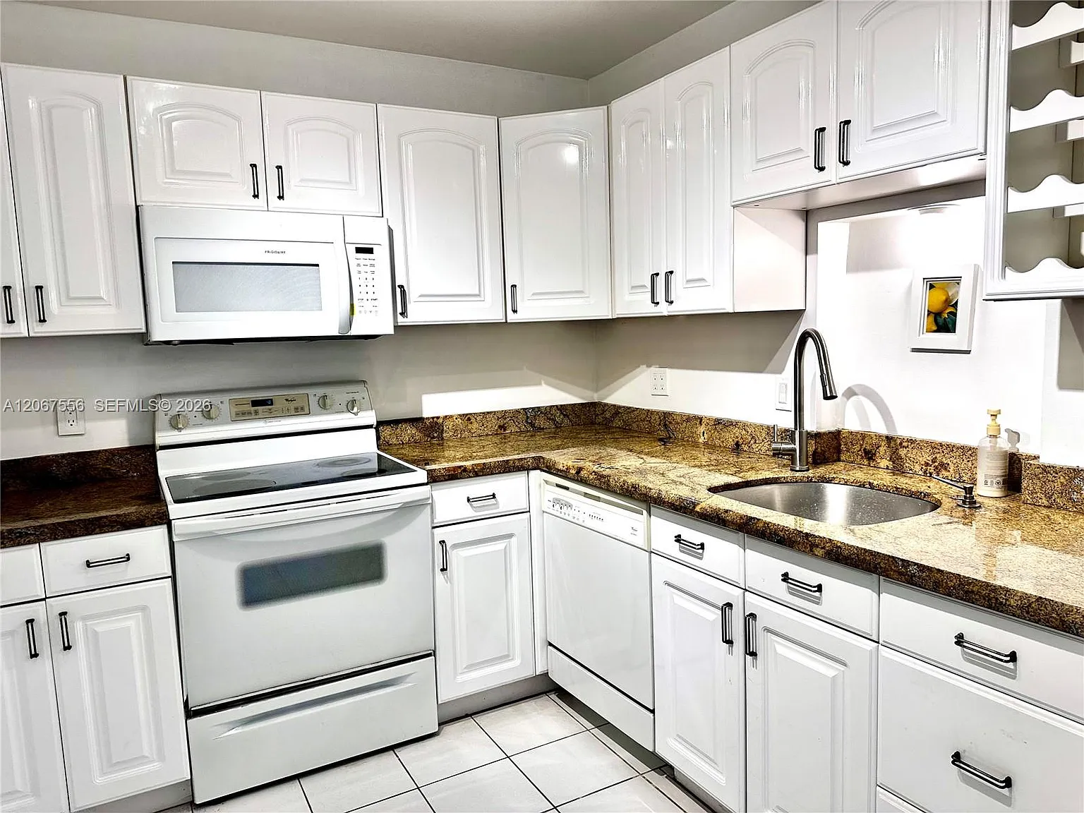 Coastal Towers Condo — Photo 2