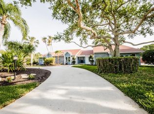 3640 Beneva Oaks Dr, Louisville, FL 34238
