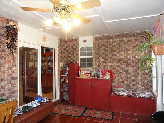 4th image of 3113 Sunrise Ave