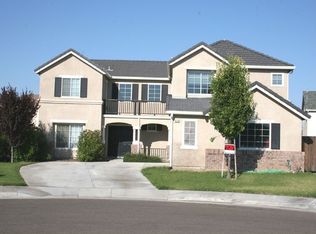 678 Cinnamon Teal Ct, Los Banos, CA