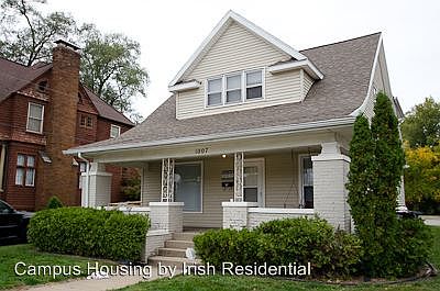 1st image of 1007 E Washington St