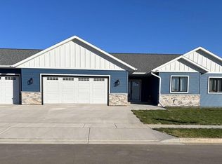 613 Boone Ln, Holmen, WI 54636