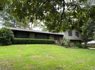 103 Cherokee Dr, Eufaula, AL 36027