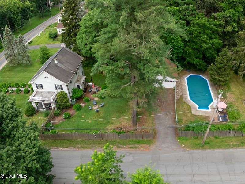 2nd image of 63 Brunswick Road