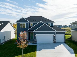 11624 Yuma Ln N, Osseo, MN 55369