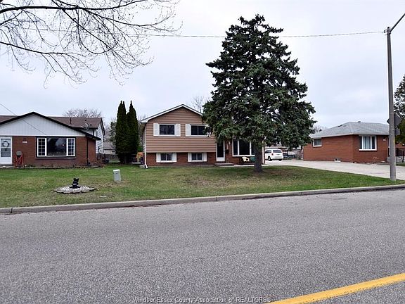 2nd image of 2935 Rivard Ave
