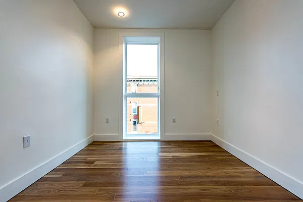 Rented by Nooklyn NYC LLC | media 12