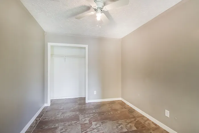 3117 Oak Rock Cir — Photo 11