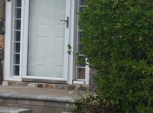 62 Turf Rd, Staten Island, NY 10314