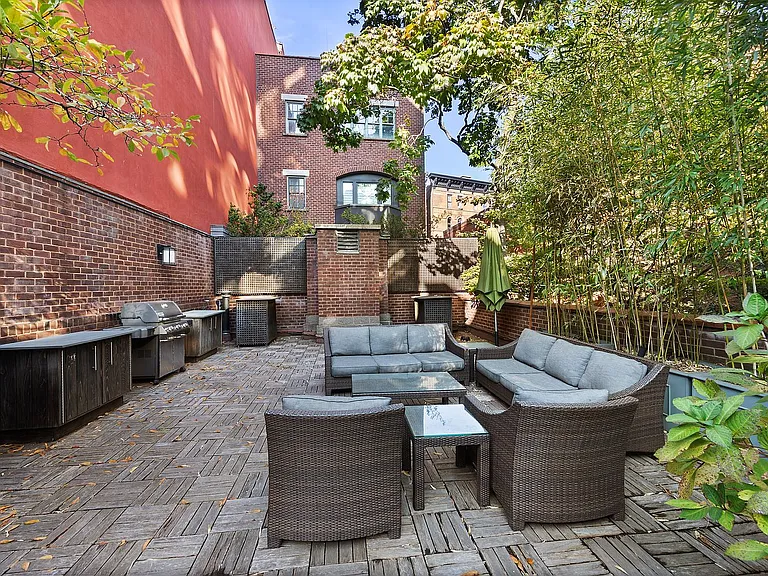687 Greenwich St #1 — Photo 16