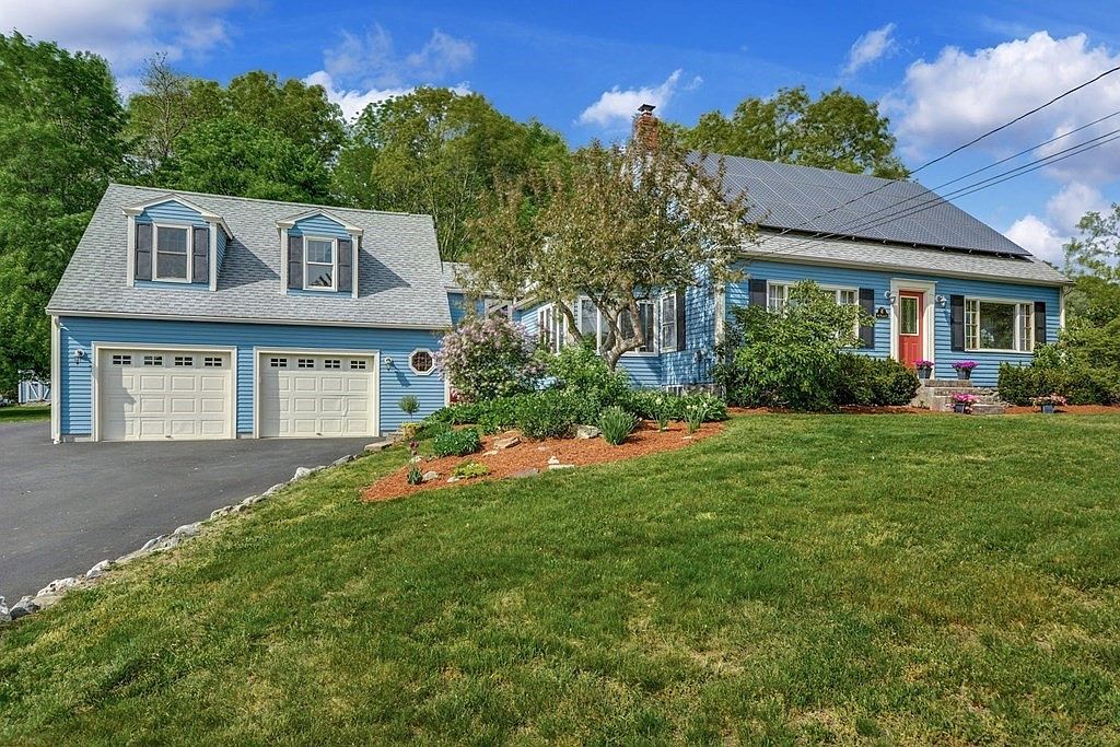 142 Millbury St, Grafton, MA 01519 Zillow