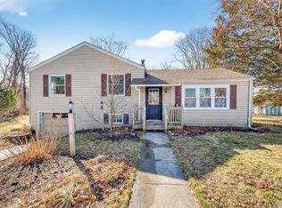 27 Franklin Road, Hyde Park, NY 12538