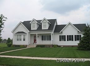 2nd image of 740 Mulberry Ln