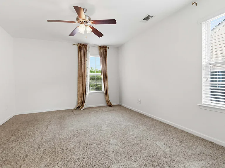 8705 Longnor St — Photo 18