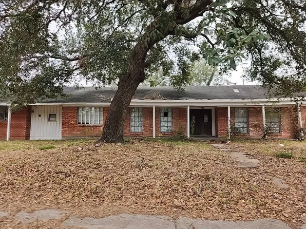 4855 Willowbend Blvd, Houston, TX 77035