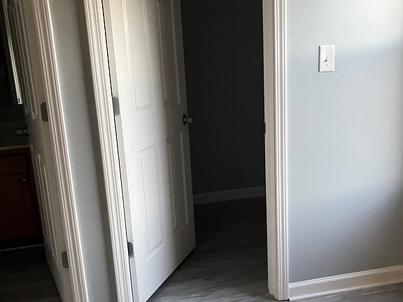 4th image of 2492 Joust Dr