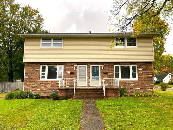 1003-1001 Elm St, Grafton, OH 44044