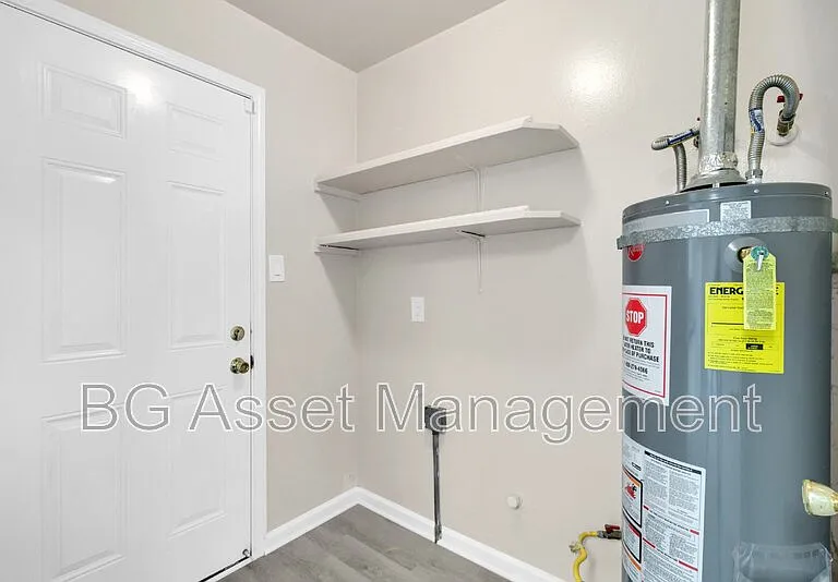 150 Marina Way — Photo 14