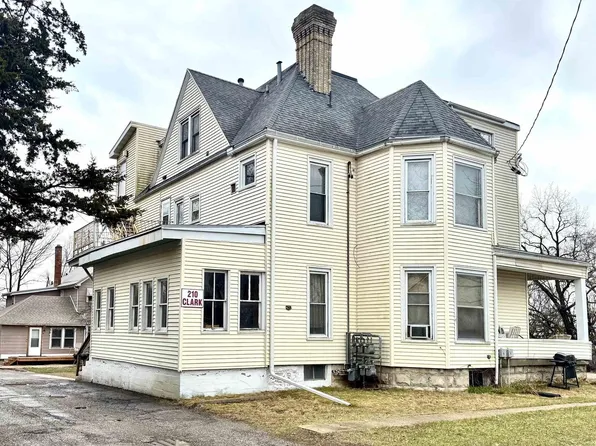 210 Clark Street, Janesville, WI 53545