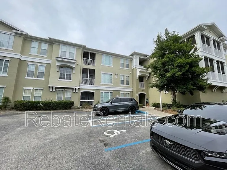 8290 Gate Pkwy #310 — Photo 8