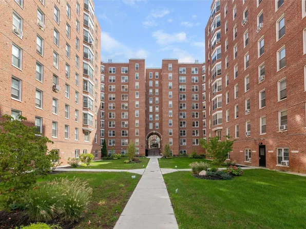 160 72nd Street #703, Brooklyn, NY 11209