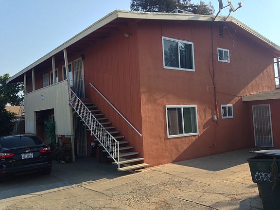 3rd image of 208 S Del Puerto Ave