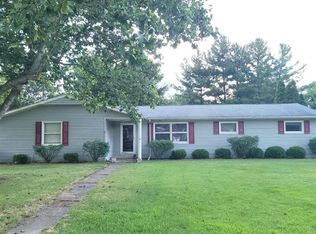 1 Dogwood Ln, Herrin, IL 62948