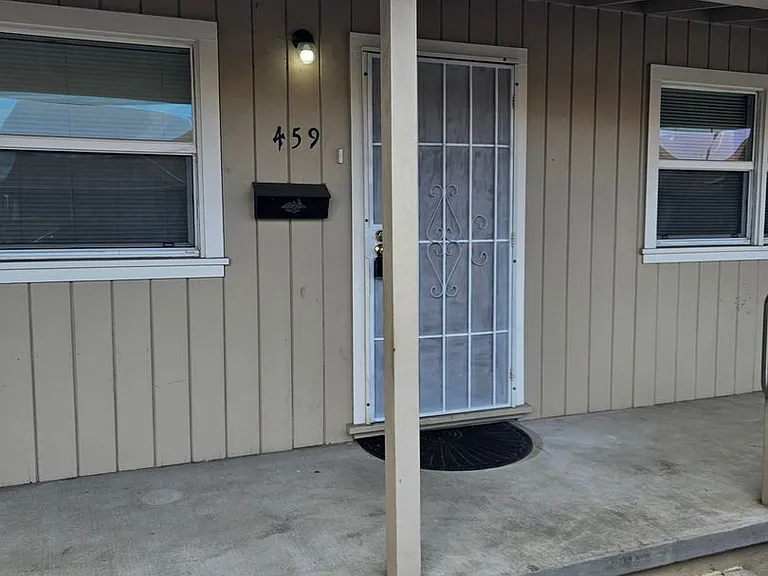 459 Pagano Ct — Photo 2