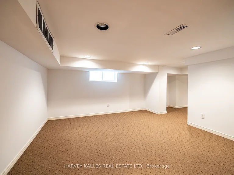 495 Deloraine Ave — Photo 40