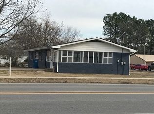 101 Birmingham St, Gravette, AR 72736